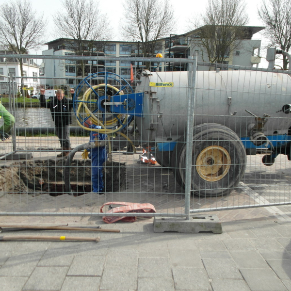 Relining Rijswijk 16 31-3-2014.JPG